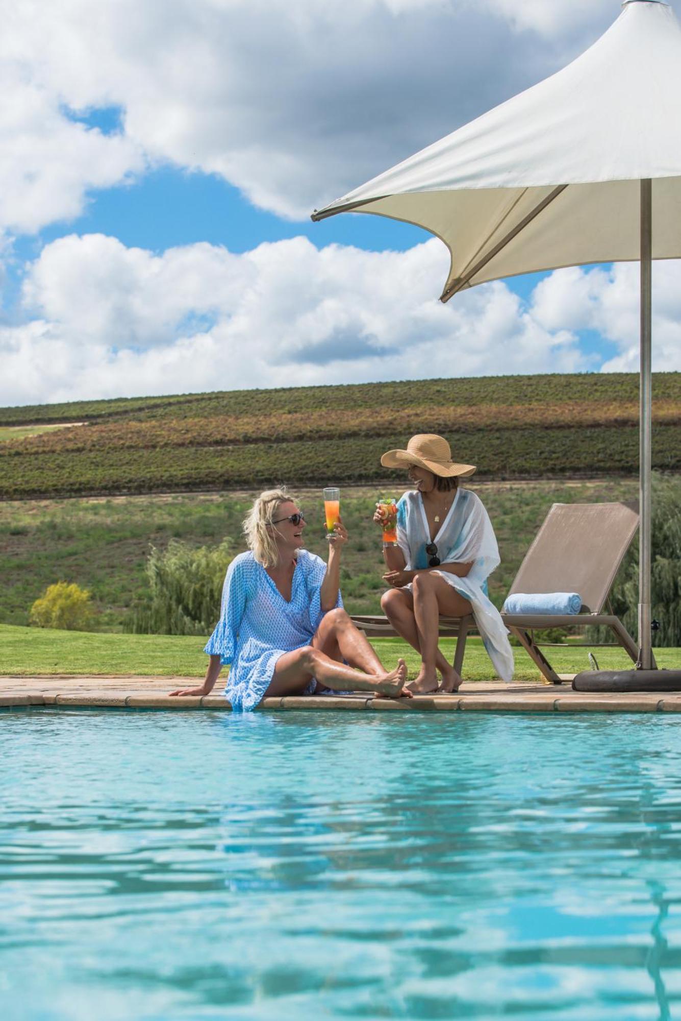 Asara Wine Estate & Hotel Stellenbosch Extérieur photo