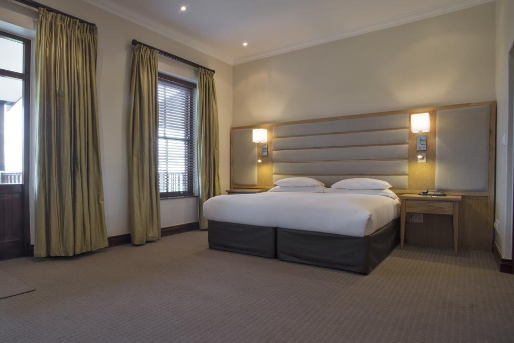 Asara Wine Estate & Hotel Stellenbosch Extérieur photo